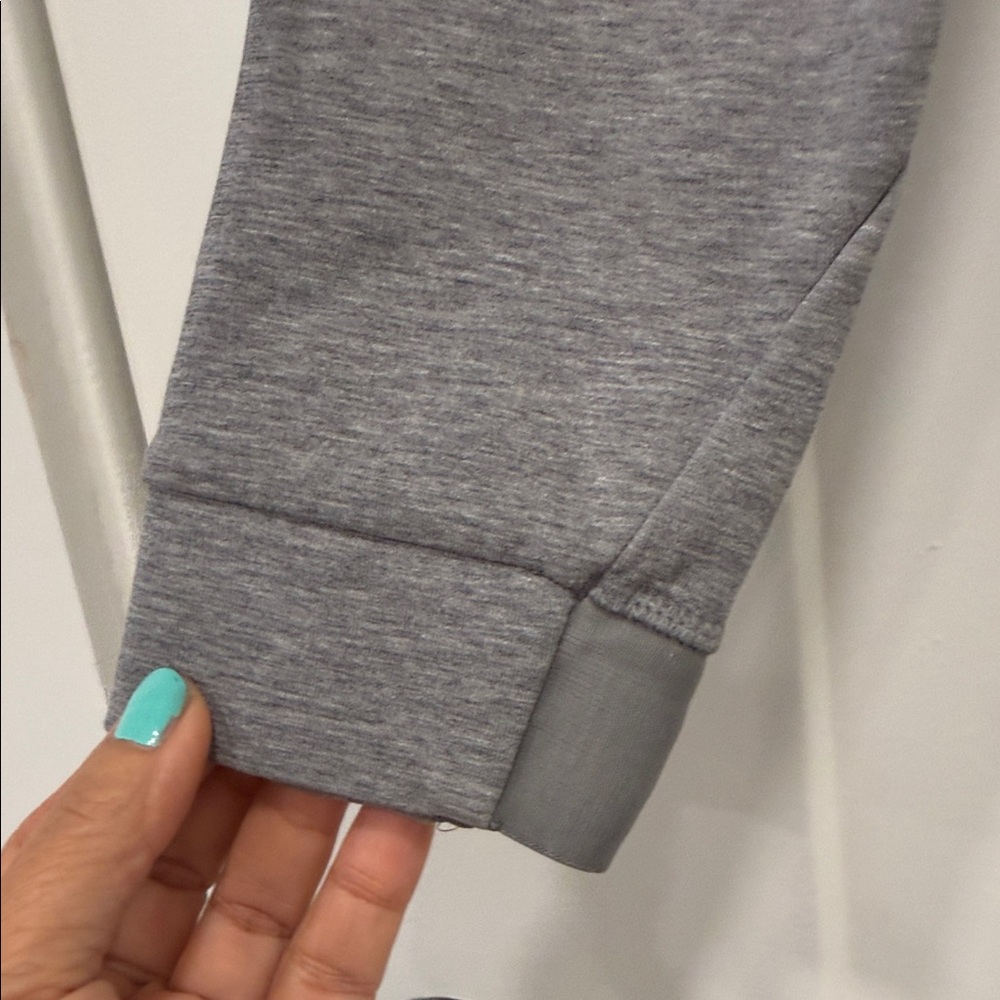 Athleta pullover Gray Crewneck Sweatshirt size small - Picture 6 of 10